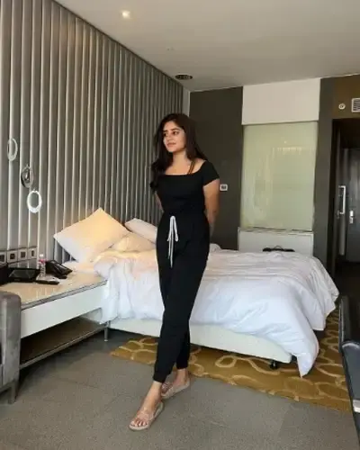 Call Girls Anand Nagar Cash On Delivery